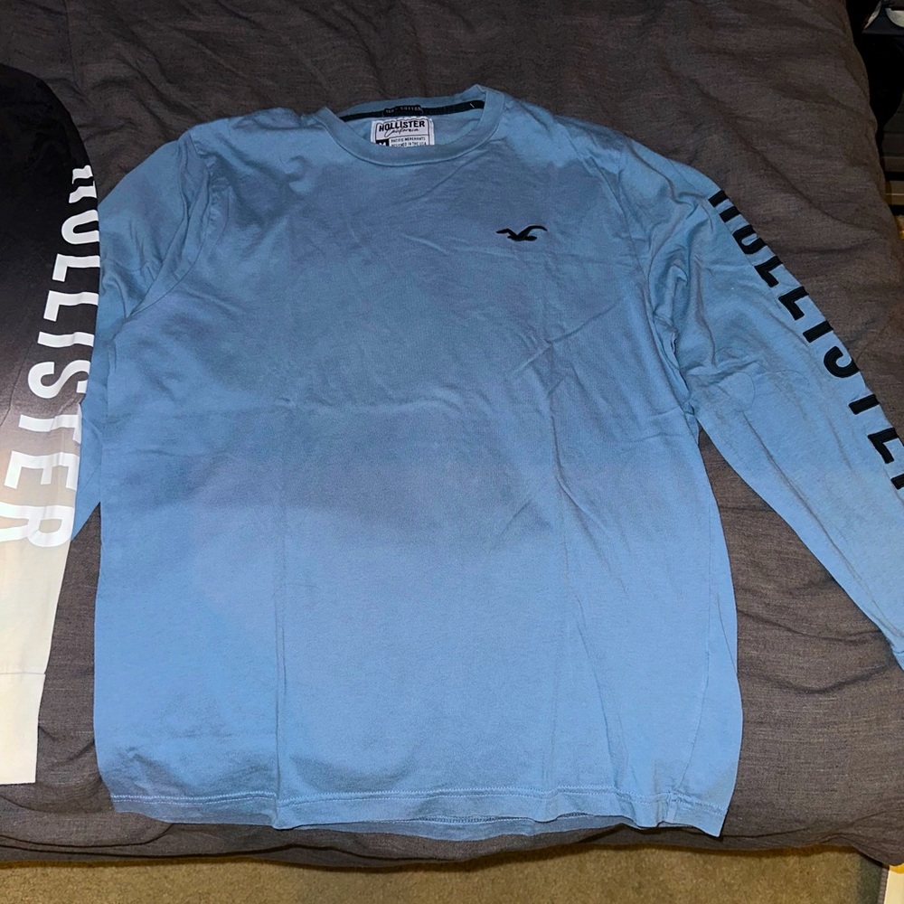 SELLING MY ENTIRE CLOSET#1: PACK OF THREE HOLLISTER LONG SLEEVE